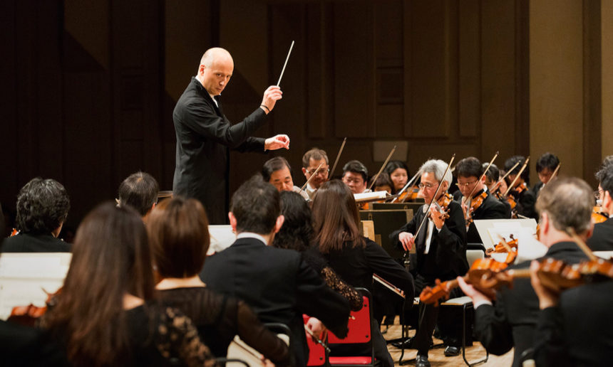 東京発 〓 NHK交響楽団がパーヴォ・ヤルヴィとの契約を延長 月刊音楽祭